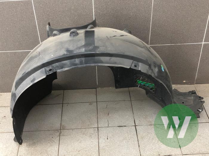 Używane Nadkole Skoda Octavia Combi (NXAC) 2.0 TDI GreenTec 16V Cena € 61,95 Procedura marży oferowane przez Wessel Parts & Service B.V.