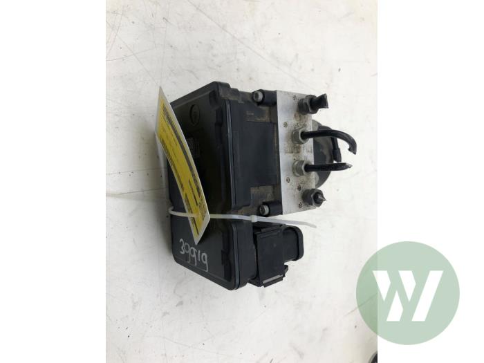Gebrauchte ABS Pumpe Ford Kuga II (DM2) 2.0 TDCi 16V 150 4x4 Preis € 131,25 Margenregelung angeboten von Wessel Parts & Service B.V.