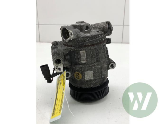 Usagé Compresseur de clim Skoda Roomster (5J) 1.4 TDI 80 Prix € 36,75 Règlement à la marge proposé par Wessel Parts & Service B.V.