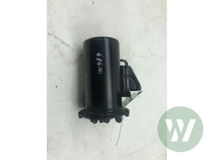 Begagnade Bränslefilterhus Skoda Octavia Combi (NXAC) 2.0 TDI GreenTec 16V Pris € 36,75 Marginaltabell erbjuds av Wessel Parts & Service B.V.