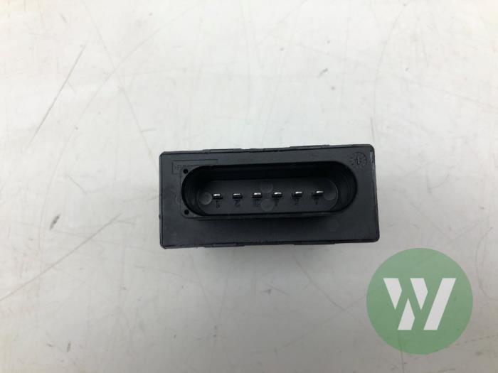 Usagé Module pompe carburant Volkswagen Tiguan Allspace (BW2) 2.0 TDI 16V 4Motion Prix € 30,45 Règlement à la marge proposé par Wessel Parts & Service B.V.