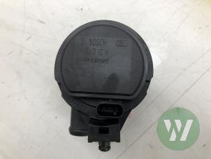 Vattenpump från en Skoda Octavia Combi (NXAC) 2.0 TDI GreenTec 16V 2021