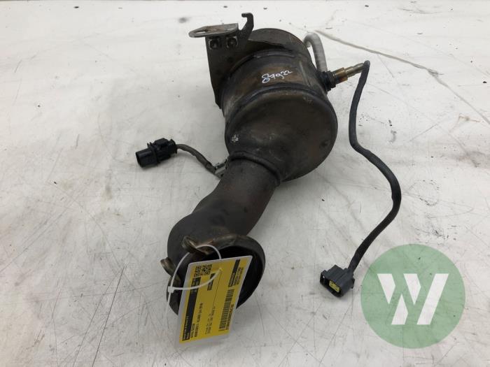 Używane Katalizator Mercedes E Estate (S213) E-200 2.0 Turbo 16V Cena € 313,95 Procedura marży oferowane przez Wessel Parts & Service B.V.