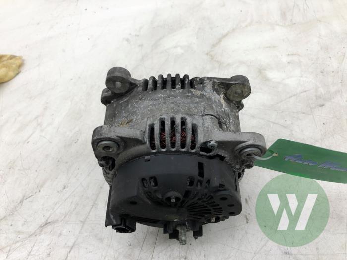 Dynamo från en Audi Q7 (4LB) 3.0 TDI V6 24V 2007