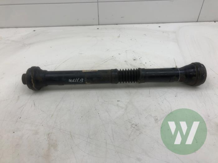 Używane Pólwal przód 4x4 Volkswagen Amarok 2.0 BiTDI 16V 180 4Motion Cena € 208,95 Procedura marży oferowane przez Wessel Parts & Service B.V.
