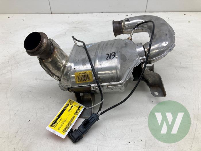 Gebrauchte Katalysator Opel Vivaro 2.0 Diesel 145 Preis € 366,45 Margenregelung angeboten von Wessel Parts & Service B.V.