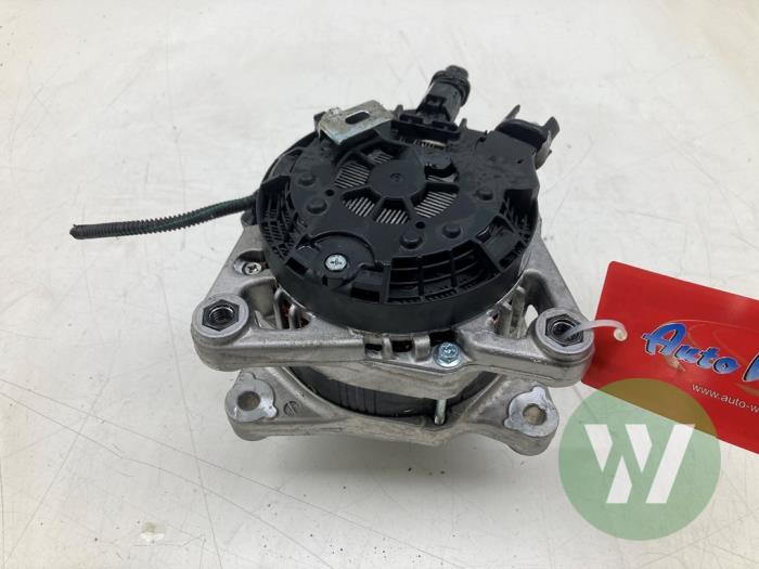 Begagnade Dynamo Opel Vivaro 2.0 Diesel 145 Pris € 131,25 Marginaltabell erbjuds av Wessel Parts & Service B.V.
