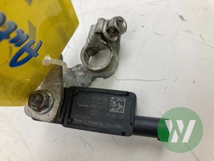 Begagnade Batterisensor Fiat Ducato (250) 2.3 D 160 Multijet AdBlue Pris € 36,75 Marginaltabell erbjuds av Wessel Parts & Service B.V.