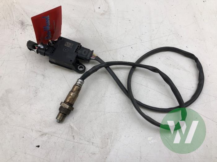 Usados Sensor Nox Opel Insignia Sports Tourer 1.5 CDTI 12V Precio € 103,95 Norma de margen ofrecido por Wessel Parts & Service B.V.