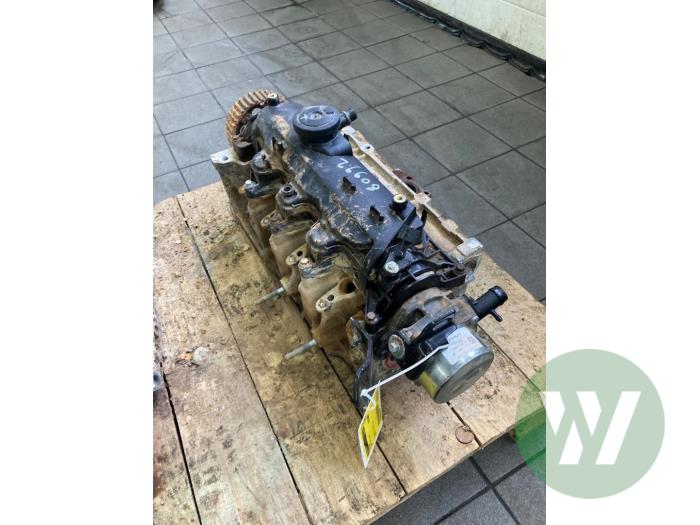 Usagé Culasse Nissan NV 200 (M20M) 1.5 dCi 90 Prix sur demande proposé par Wessel Parts & Service B.V.