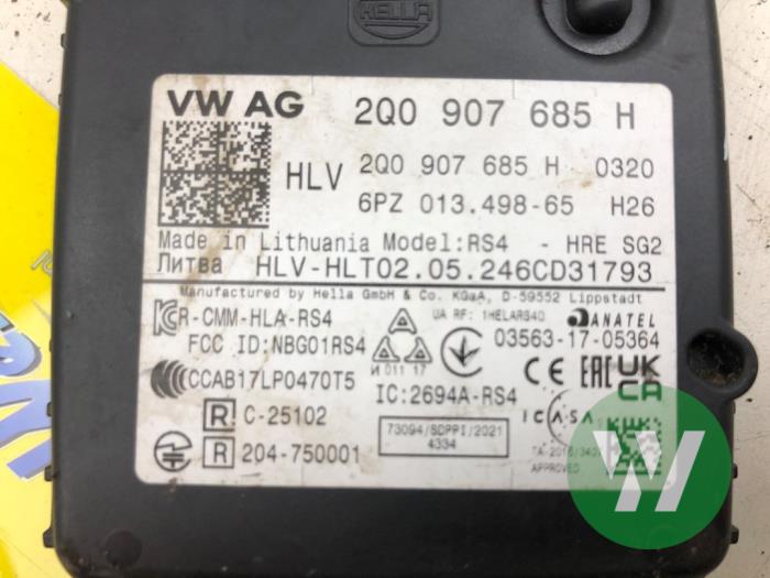 Begagnade Radarsensor Ford Explorer (CX740) Extended Range RWD 77 kWh Pris på förfrågan erbjuds av Wessel Parts & Service B.V.
