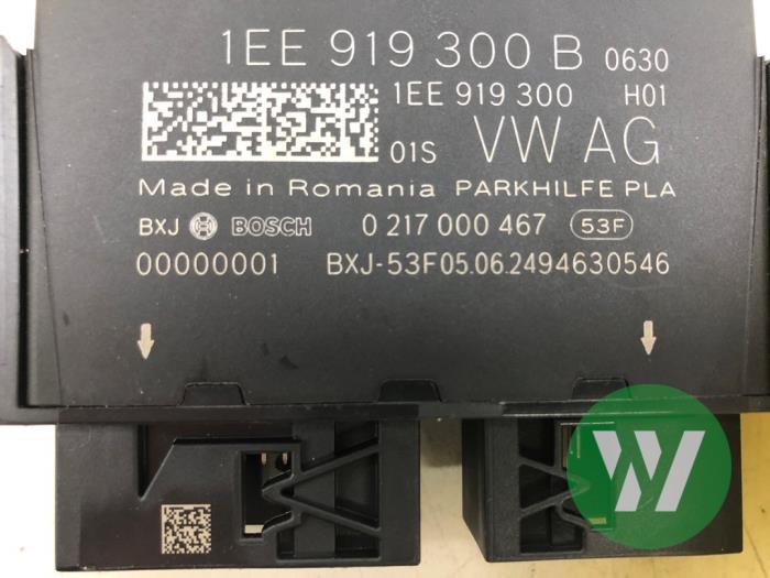 Usagé Module PDC Ford Explorer (CX740) Extended Range RWD 77 kWh Prix € 93,45 Règlement à la marge proposé par Wessel Parts & Service B.V.