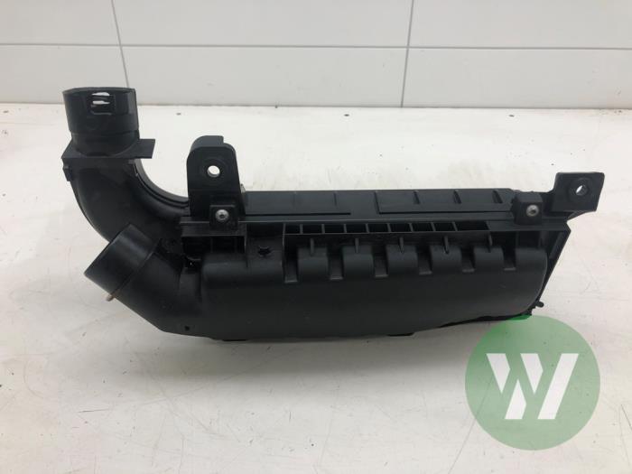 Begagnade Luftfilterhus Opel Grandland (X) 1.2 Turbo 12V Pris € 30,45 Marginaltabell erbjuds av Wessel Parts & Service B.V.