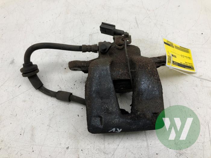 Gebrauchte Bremszange rechts vorne Fiat 500C (312) 0.9 TwinAir 105 Preis € 36,75 Margenregelung angeboten von Wessel Parts & Service B.V.