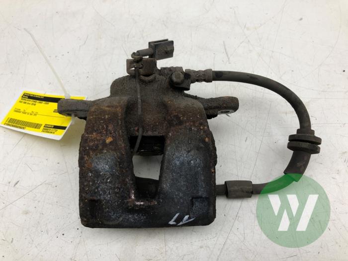 Gebrauchte Bremszange links vorne Fiat 500C (312) 0.9 TwinAir 105 Preis € 36,75 Margenregelung angeboten von Wessel Parts & Service B.V.