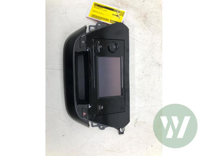 Begagnade Innerdisplay Opel Corsa Pris € 366,45 Marginaltabell erbjuds av Wessel Parts & Service B.V.
