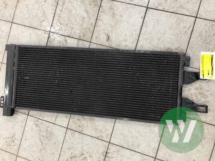 Usagé Radiateur clim Fiat Ducato (250) 3.0 140 Natural Power Prix € 131,25 Règlement à la marge proposé par Wessel Parts & Service B.V.