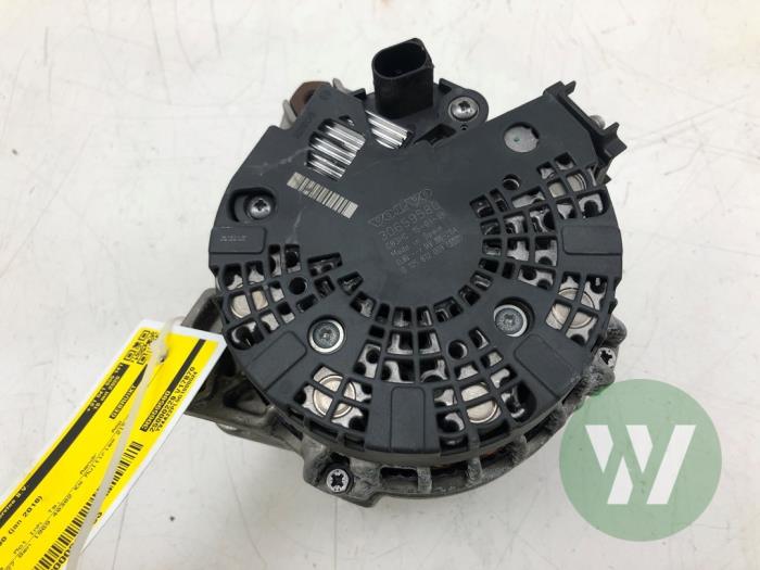 Usagé Dynamo Volvo XC90 II 2.0 T6 16V AWD Prix € 61,95 Règlement à la marge proposé par Wessel Parts & Service B.V.
