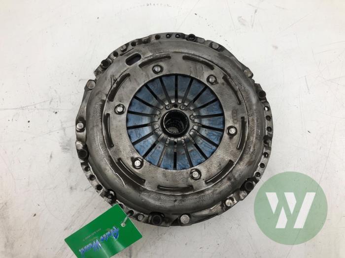 Gebrauchte Schwungrad Audi A4 (B8) 2.0 TDI 16V Preis € 261,45 Margenregelung angeboten von Wessel Parts & Service B.V.