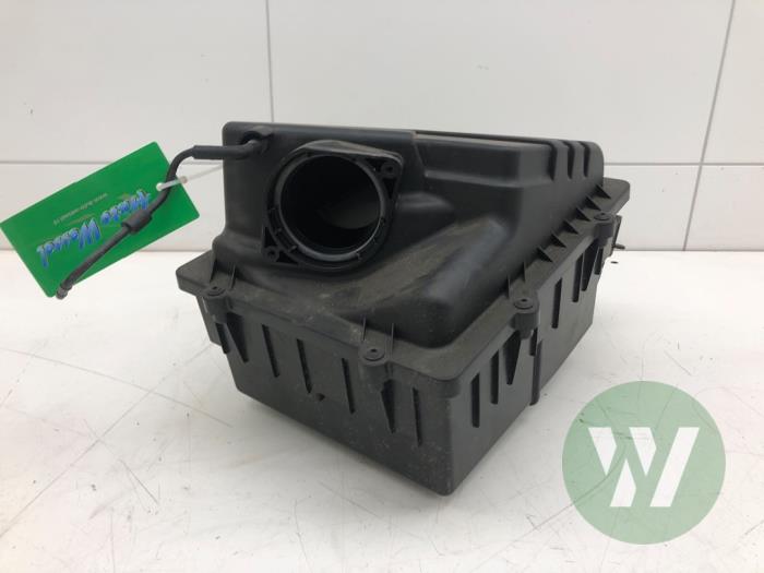 Gebrauchte Luftfiltergehäuse Skoda Rapid 1.6 TDI 16V Preis € 40,95 Margenregelung angeboten von Wessel Parts & Service B.V.