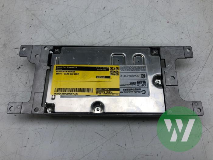 Usados Módulo Bluetooth BMW 1 serie (E81) 118i 16V Precio € 40,95 Norma de margen ofrecido por Wessel Parts & Service B.V.