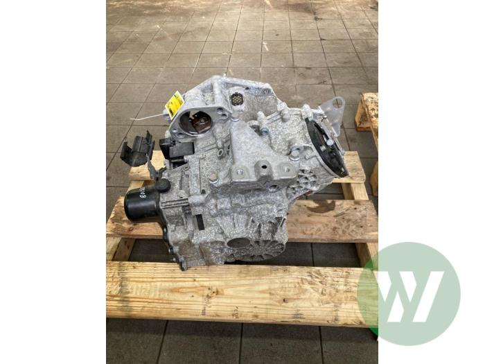 Gebrauchte Getriebe Volkswagen T-Cross 1.0 TSI 115 12V Preis € 1.048,95 Margenregelung angeboten von Wessel Parts & Service B.V.