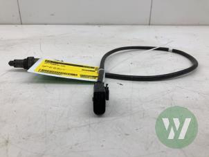 Lambda probe from a Volkswagen T-Cross 1.0 TSI 115 12V 2020
