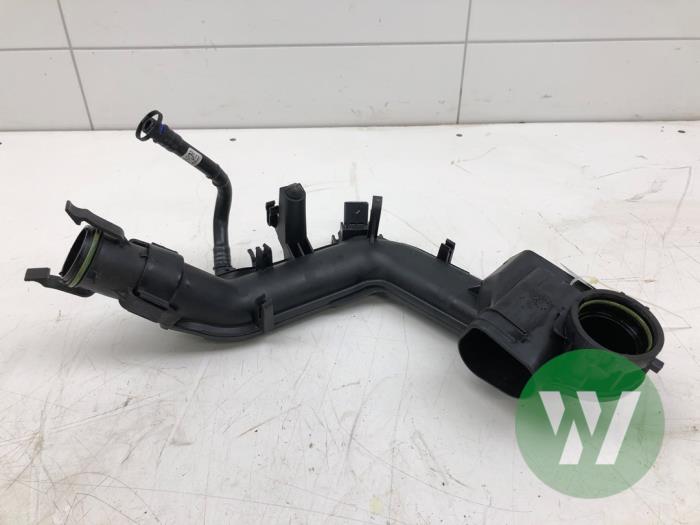 Usagé Tube intercooler Volkswagen T-Cross 1.0 TSI 115 12V Prix € 51,45 Règlement à la marge proposé par Wessel Parts & Service B.V.