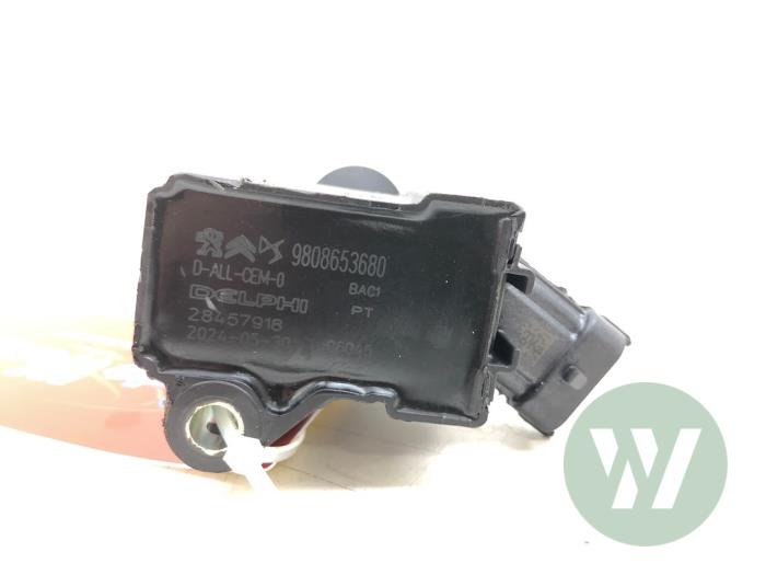 Gebrauchte Zündspule Opel Astra L (F3/FB/FM/FP) 1.2 Turbo 130 12V Preis € 30,45 Margenregelung angeboten von Wessel Parts & Service B.V.
