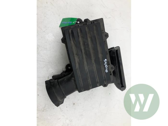 Begagnade Luftfilterhus Skoda Karoq Pris € 82,95 Marginaltabell erbjuds av Wessel Parts & Service B.V.