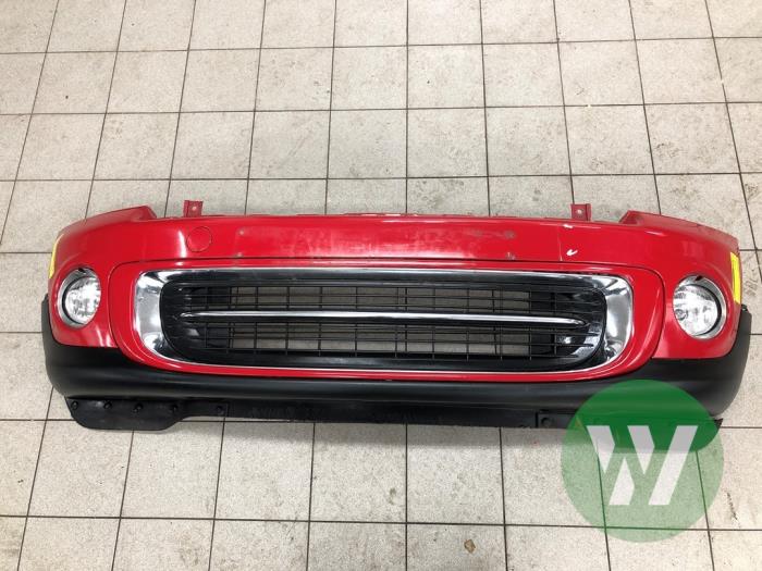 Usados Parachoques Mini Mini (R56) 1.6 16V Cooper Precio € 366,45 Norma de margen ofrecido por Wessel Parts & Service B.V.