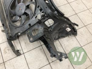 Front från en MINI Mini (R56) 1.6 16V Cooper 2013