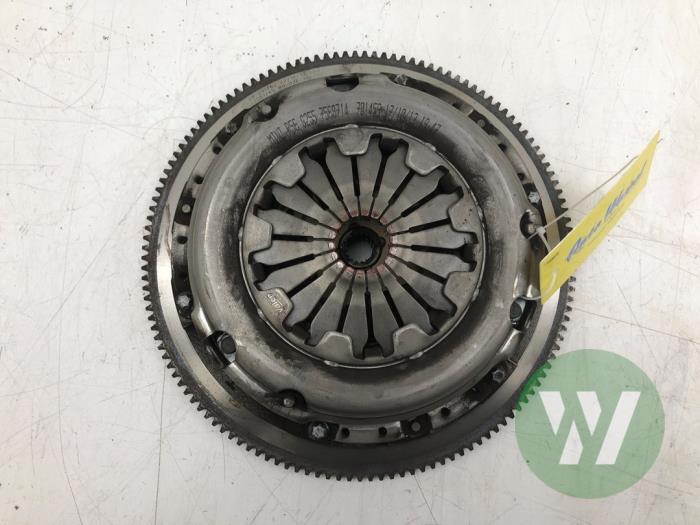 Gebrauchte Schwungrad Mini Mini (R56) 1.6 16V Cooper Preis € 156,45 Margenregelung angeboten von Wessel Parts & Service B.V.