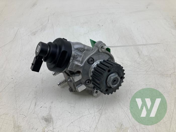 Begagnade Dieselpump Volkswagen Transporter T6 2.0 TDI 150 Pris € 418,95 Marginaltabell erbjuds av Wessel Parts & Service B.V.