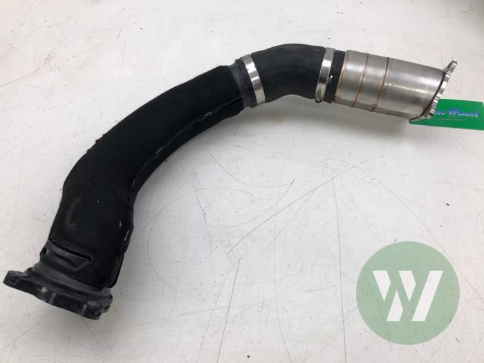 Gebrauchte Intercooler Schlauch Audi A4 Quattro (B9) 2.0 40 TDI Mild Hybrid 16V Preis € 131,25 Margenregelung angeboten von Wessel Parts & Service B.V.