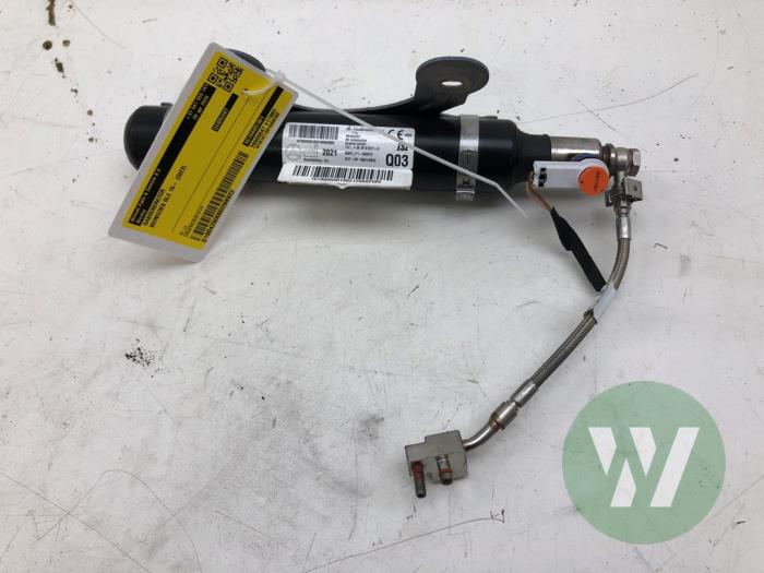 Używane Generator gazu Mercedes GLE (V167) 53 AMG 3.0 EQ Boost 24V 4-Matic+ Cena € 103,95 Procedura marży oferowane przez Wessel Parts & Service B.V.
