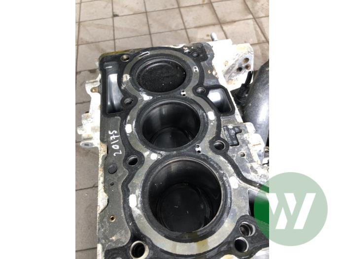 Gebrauchte Motor Unterblock Nissan Micra (K14) 1.0 IG-T 100 Preis auf Anfrage angeboten von Wessel Parts & Service B.V.