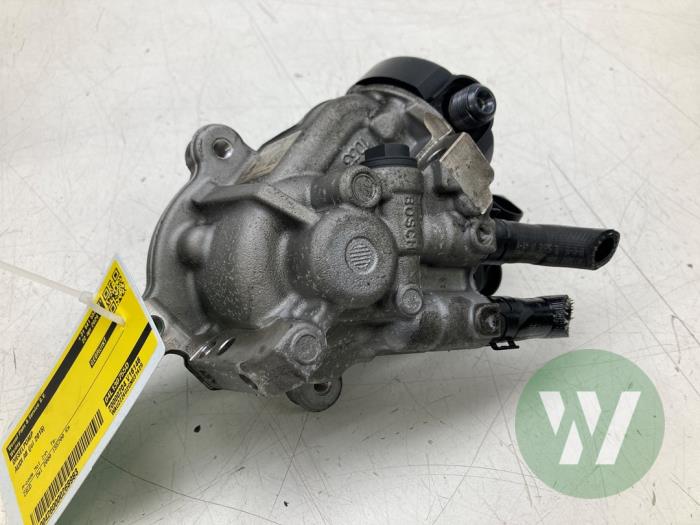 Begagnade Dieselpump Audi A6 Avant (C7) 2.0 TDI 16V Pris € 103,95 Marginaltabell erbjuds av Wessel Parts & Service B.V.