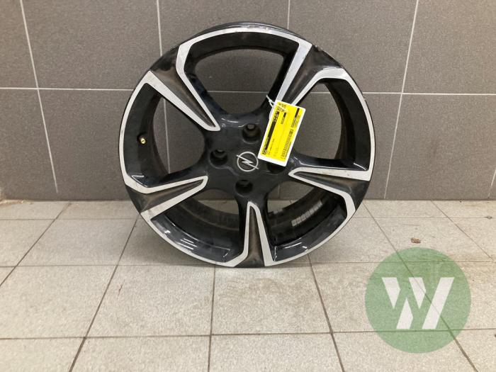 Używane Obrecz Opel Corsa F (UB/UH/UP) 1.2 Turbo 12V 100 Cena € 124,95 Procedura marży oferowane przez Wessel Parts & Service B.V.