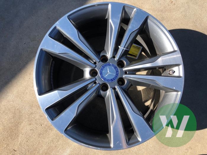 Używane Obrecz Mercedes S (222.0/222.1) 3.0 S-350 BlueTEC, S-350d 24V Cena € 208,95 Procedura marży oferowane przez Wessel Parts & Service B.V.