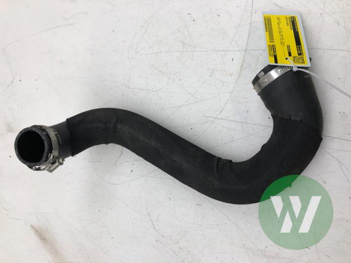 Gebrauchte Intercooler Schlauch Audi A4 Avant (B9) 2.0 40 TFSI Mild hybrid 16V Preis € 40,95 Margenregelung angeboten von Wessel Parts & Service B.V.