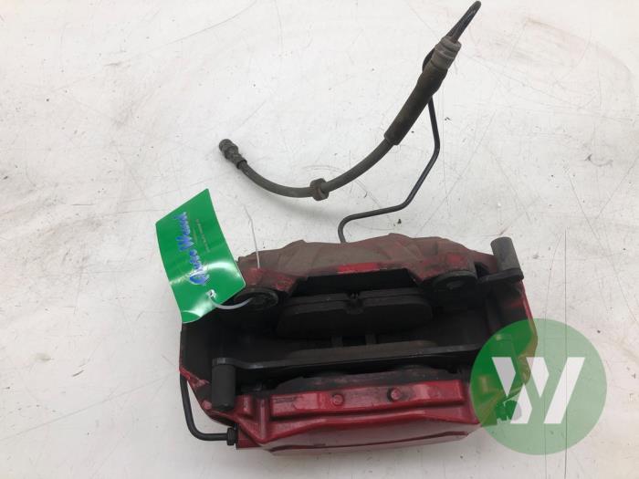 Gebrauchte Bremszange links vorne Audi A4 Avant (B9) 2.0 40 TFSI Mild hybrid 16V Preis € 131,25 Margenregelung angeboten von Wessel Parts & Service B.V.