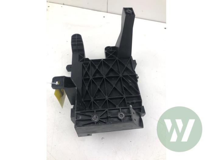 Begagnade Batterilåda GWM WEY 05 Pris € 82,95 Marginaltabell erbjuds av Wessel Parts & Service B.V.