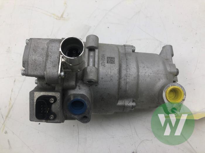 Gebrauchte Klimapumpe GWM WEY 05 Preis € 838,95 Margenregelung angeboten von Wessel Parts & Service B.V.