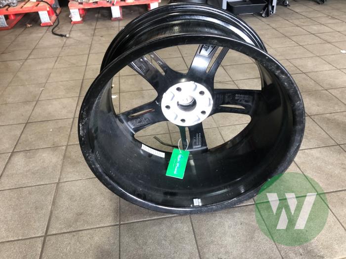 Używane Obrecz Audi TTS (FV3/FVP) Cena € 313,95 Procedura marży oferowane przez Wessel Parts & Service B.V.