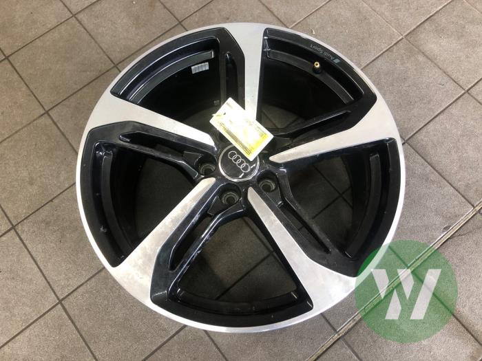 Używane Obrecz Audi TTS (FV3/FVP) Cena € 313,95 Procedura marży oferowane przez Wessel Parts & Service B.V.