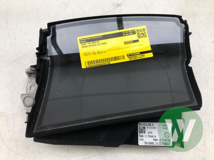 Gebrauchte Frontscheibenanzeige Skoda Octavia Preis € 418,95 Margenregelung angeboten von Wessel Parts & Service B.V.