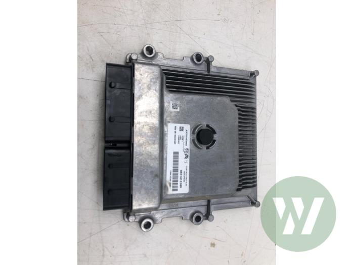 Używane Komputer sterowania silnika Opel Astra L (F3/FB/FM/FP) 1.2 Turbo 130 12V Cena € 156,45 Procedura marży oferowane przez Wessel Parts & Service B.V.