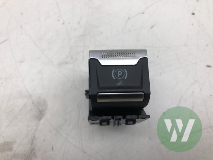 Gebrauchte Handbremse Schalter Opel Astra L (F3/FB/FM/FP) 1.2 Turbo 130 12V Preis € 30,45 Margenregelung angeboten von Wessel Parts & Service B.V.