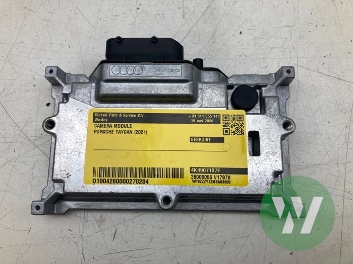 Używane Modul kamery Porsche Taycan (Y1A) 4S Performance Cena € 576,45 Procedura marży oferowane przez Wessel Parts & Service B.V.